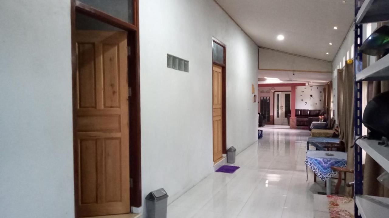 Appartamento Belitung Backpacker Tanjung Pandan Esterno foto