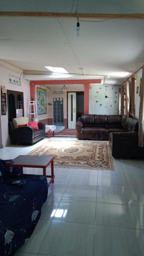 Appartamento Belitung Backpacker Tanjung Pandan Esterno foto