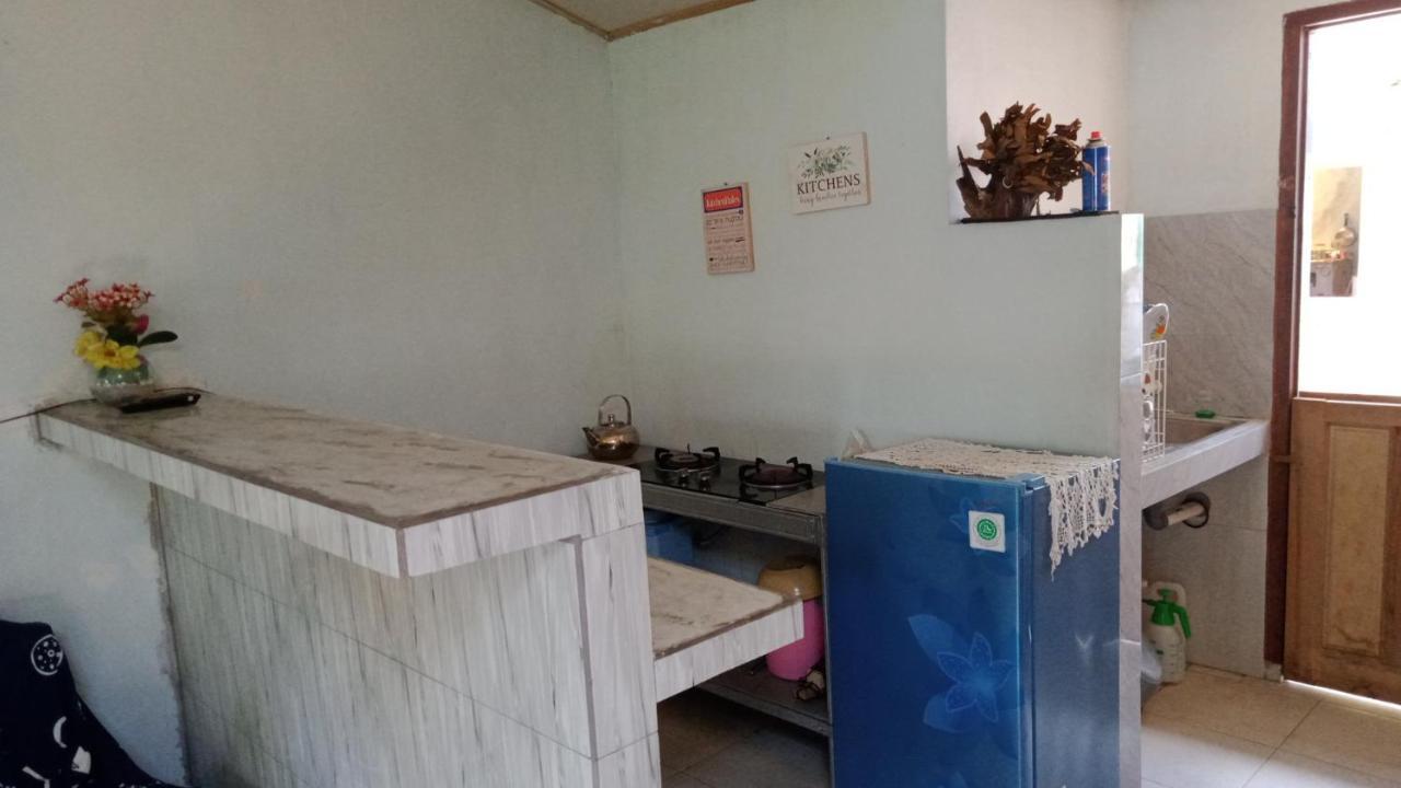 Appartamento Belitung Backpacker Tanjung Pandan Esterno foto