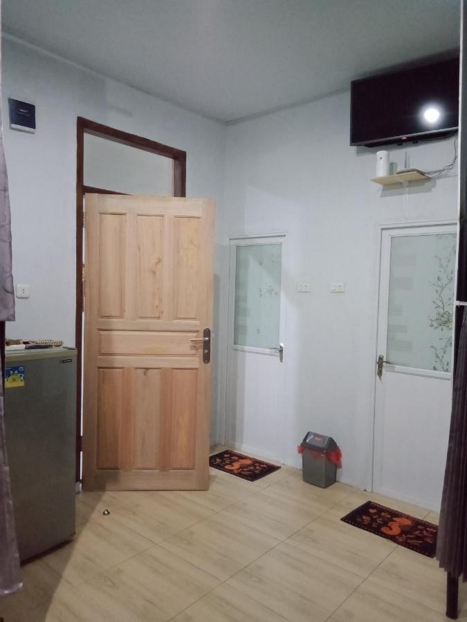Appartamento Belitung Backpacker Tanjung Pandan Esterno foto